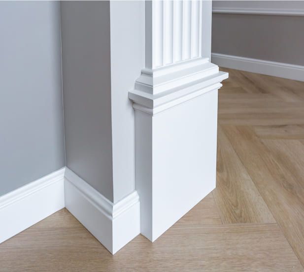 Leisten an einer Wand